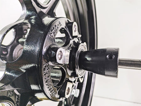 2024 Kawasaki ZX6R ZX636 Ninja 17x3.5 Front Wheel Rim 40 Miles - Read 41073-0728 {{ shop.shopifyCountryName }} - Mototech271