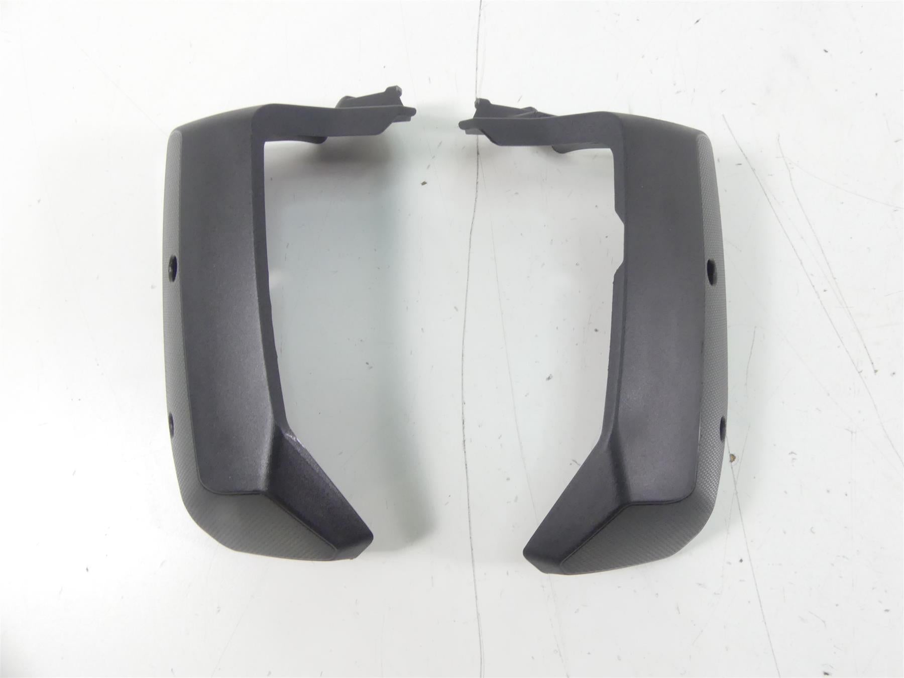 2019 Indian Motorcycle Co. FTR1200 Radiator Side Cover Set 5455077 5455076