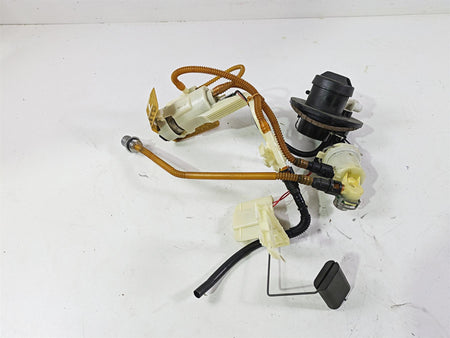 2011 Harley Touring FLHTCUSE CVO E-Glide Fuel Gas Petrol Pump 62908-08 75069-08 {{ shop.shopifyCountryName }} - Mototech271