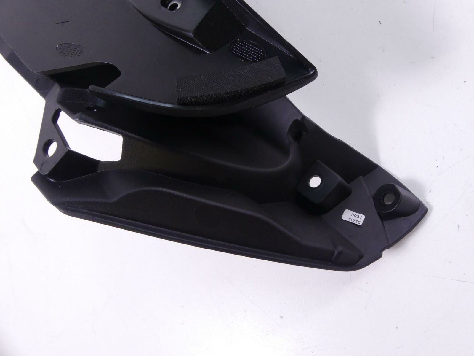 2014 BMW R1200 RT RTW K52 Left Radiator Fan Hoses Set 17118546408 {{ shop.shopifyCountryName }} - Mototech271