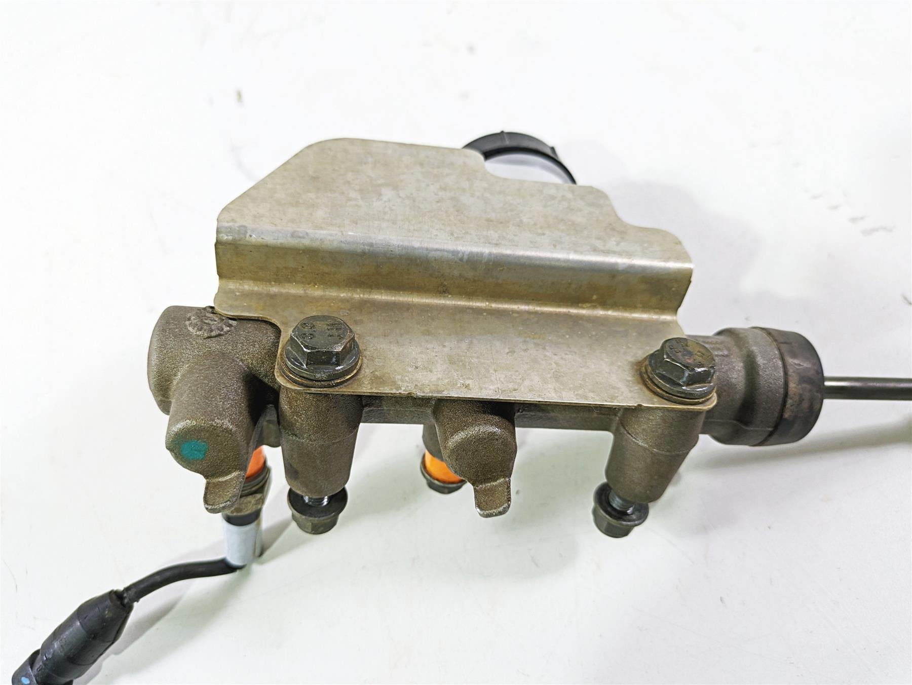 2020 Polaris RZR XP 1000 EPS Hayess Main Brake Master Cylinder 1911982 {{ shop.shopifyCountryName }} - Mototech271