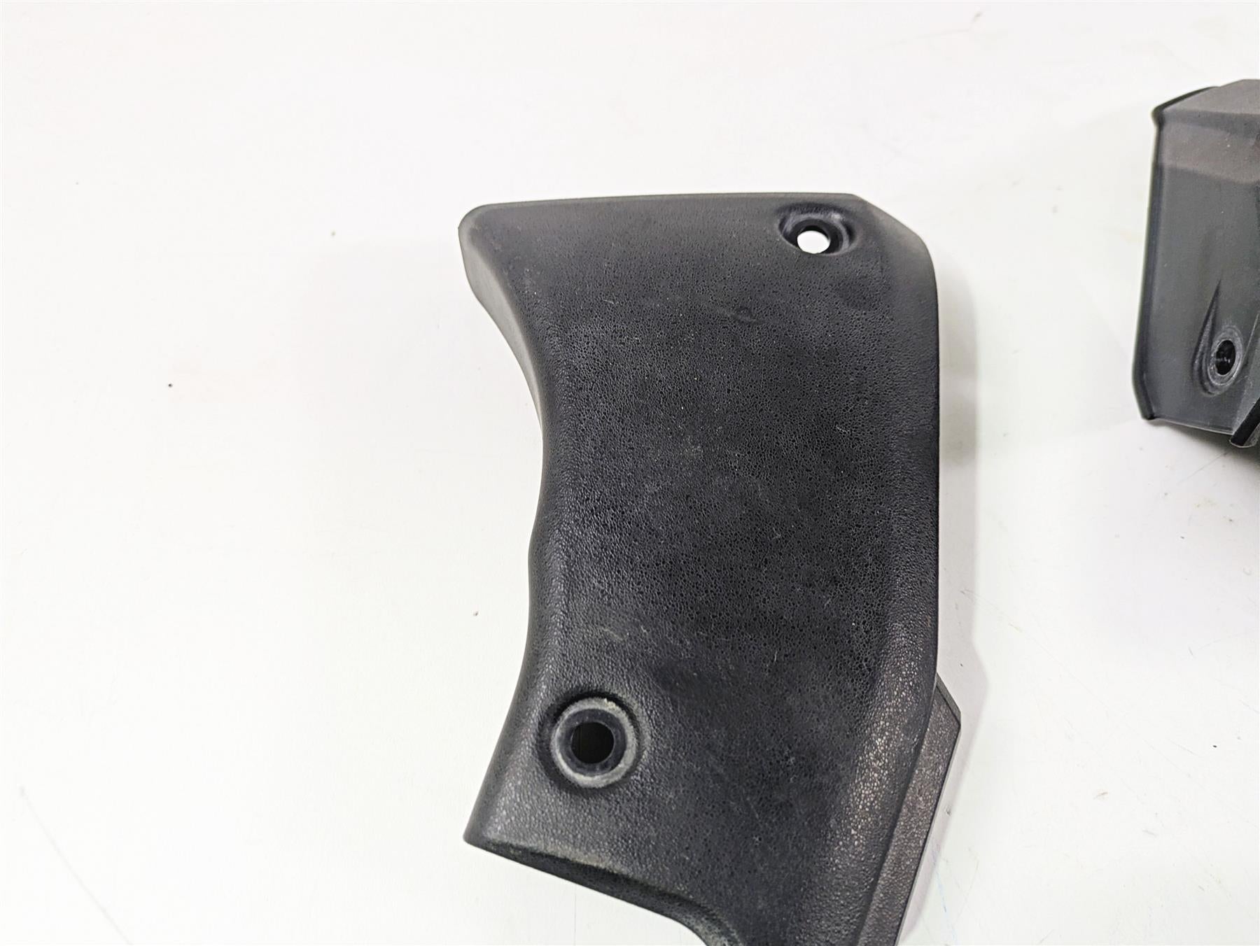 2020 Suzuki V-Strom 1050 XT Plastic Infill Cover Set 43585-31J0 18576-06L00 {{ shop.shopifyCountryName }} - Mototech271