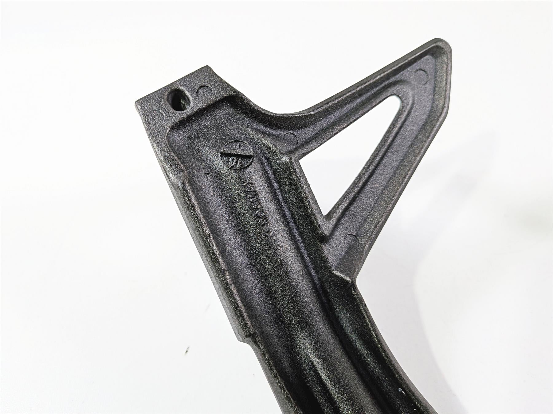 2019 Triumph Speed Triple RS 1050 Rear Passenger Footpeg Set T2081783 T2081784 {{ shop.shopifyCountryName }} - Mototech271