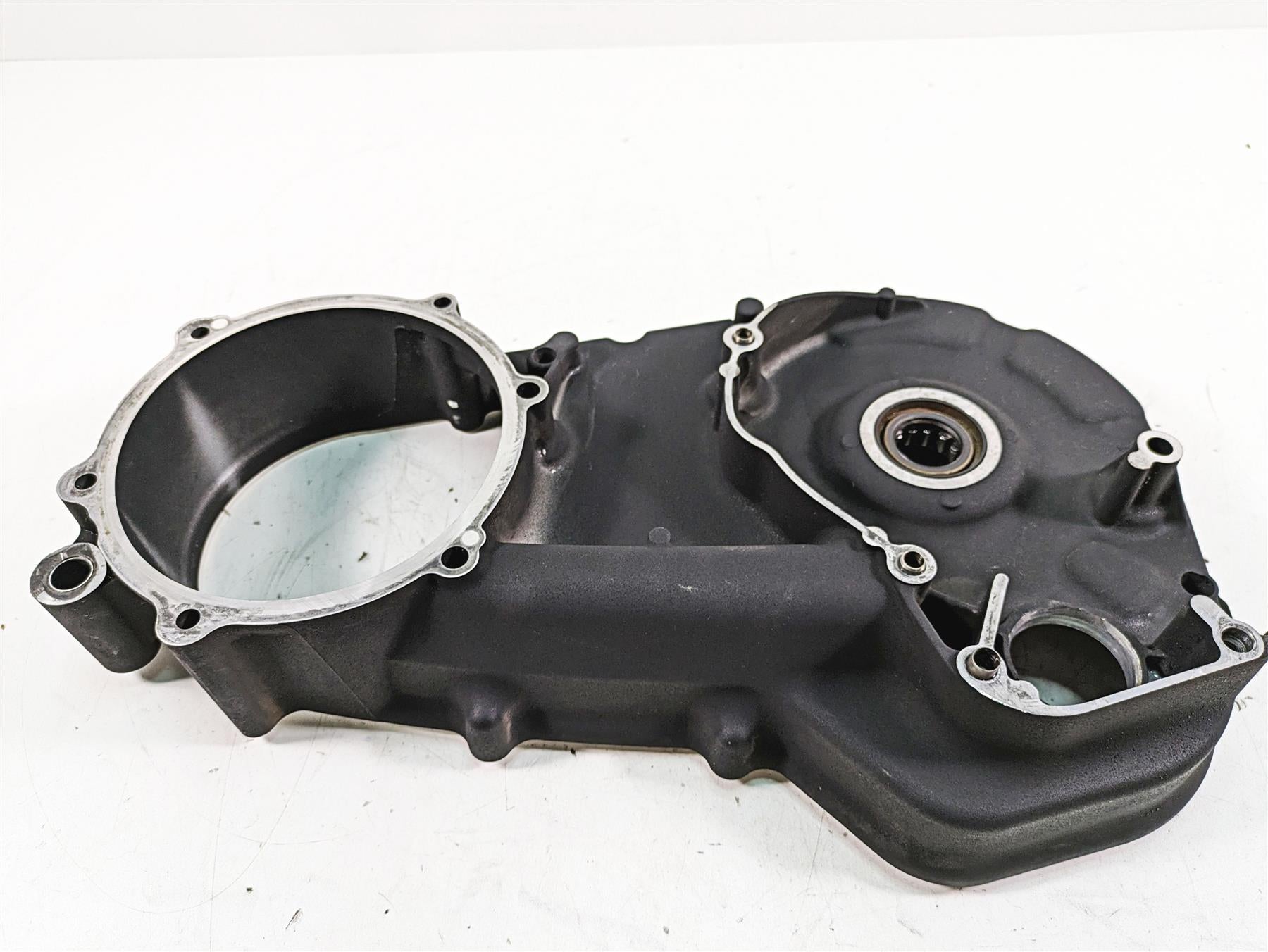 2008 Harley FLHTCU Electra Glide Inner Primary Drive Clutch Cover 60677-07A {{ shop.shopifyCountryName }} - Mototech271