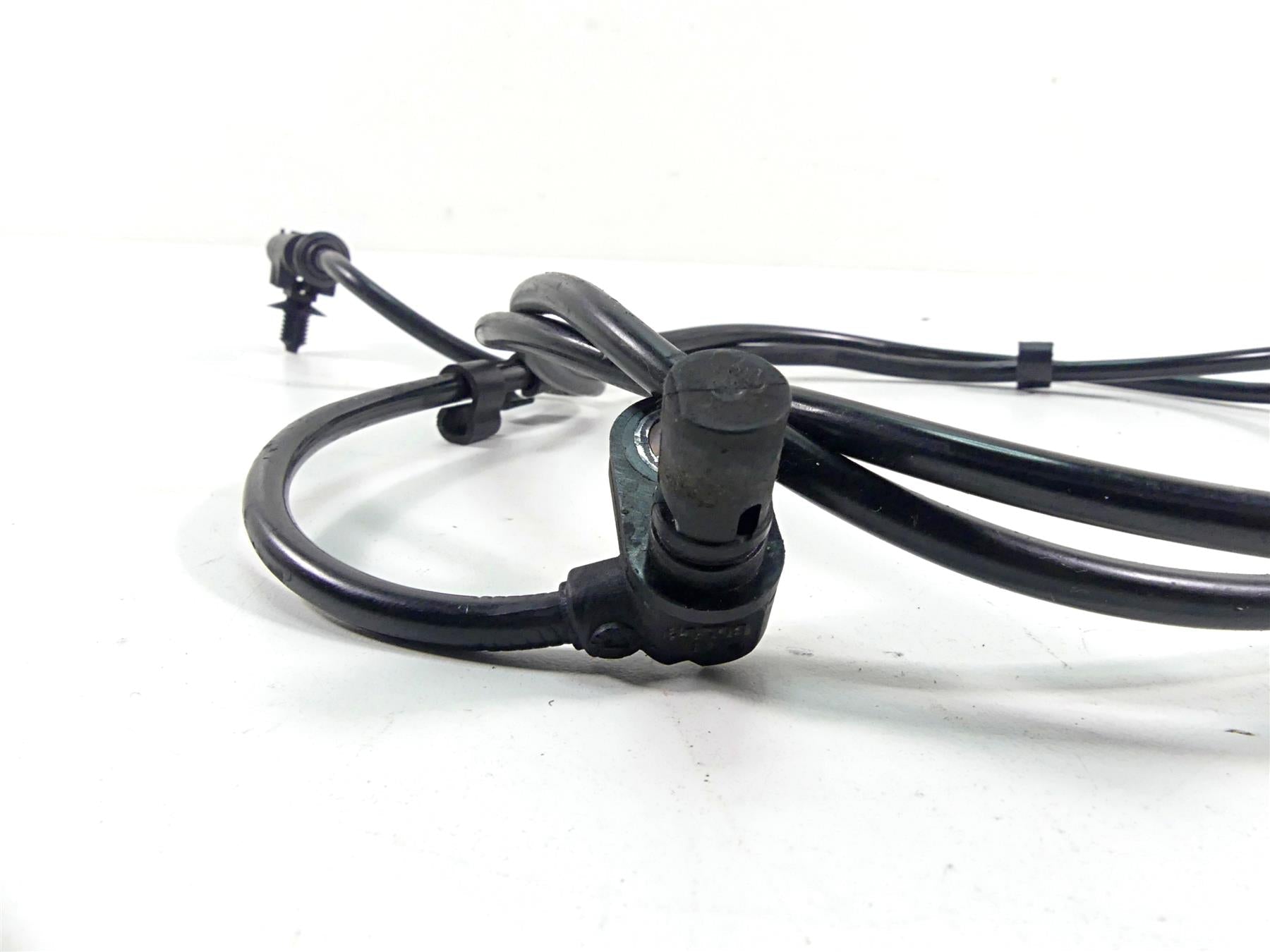 2012 Ducati Panigale 1199S Rear Wheel Speed Abs Brake Sensor 55212111B {{ shop.shopifyCountryName }} - Mototech271