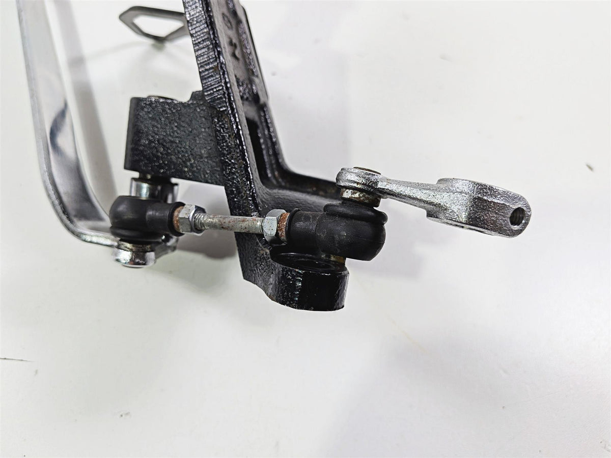 2005 Suzuki VZ800 M50 Boulevard Left Footpeg + Shifter Lever & Parts 43521-41F01 {{ shop.shopifyCountryName }} - Mototech271