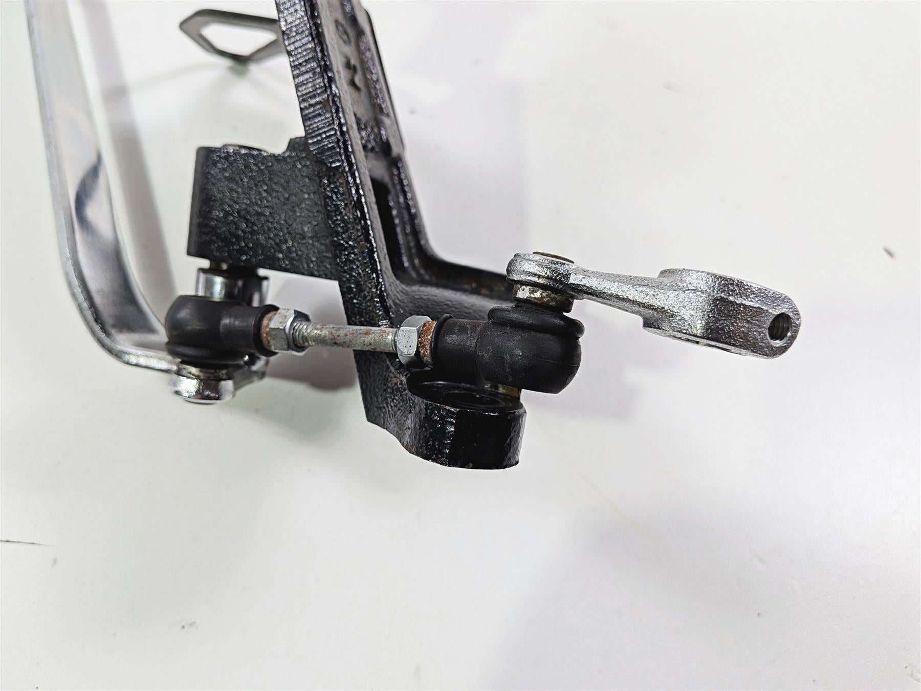 2005 Suzuki VZ800 M50 Boulevard Left Footpeg + Shifter Lever & Parts 43521-41F01 {{ shop.shopifyCountryName }} - Mototech271