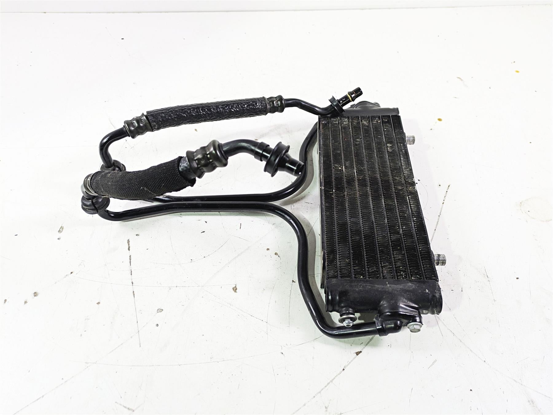 2012 Harley VRSCF Muscle V Rod Oil Cooler & Lines Set 26723-04 26721-04B {{ shop.shopifyCountryName }} - Mototech271
