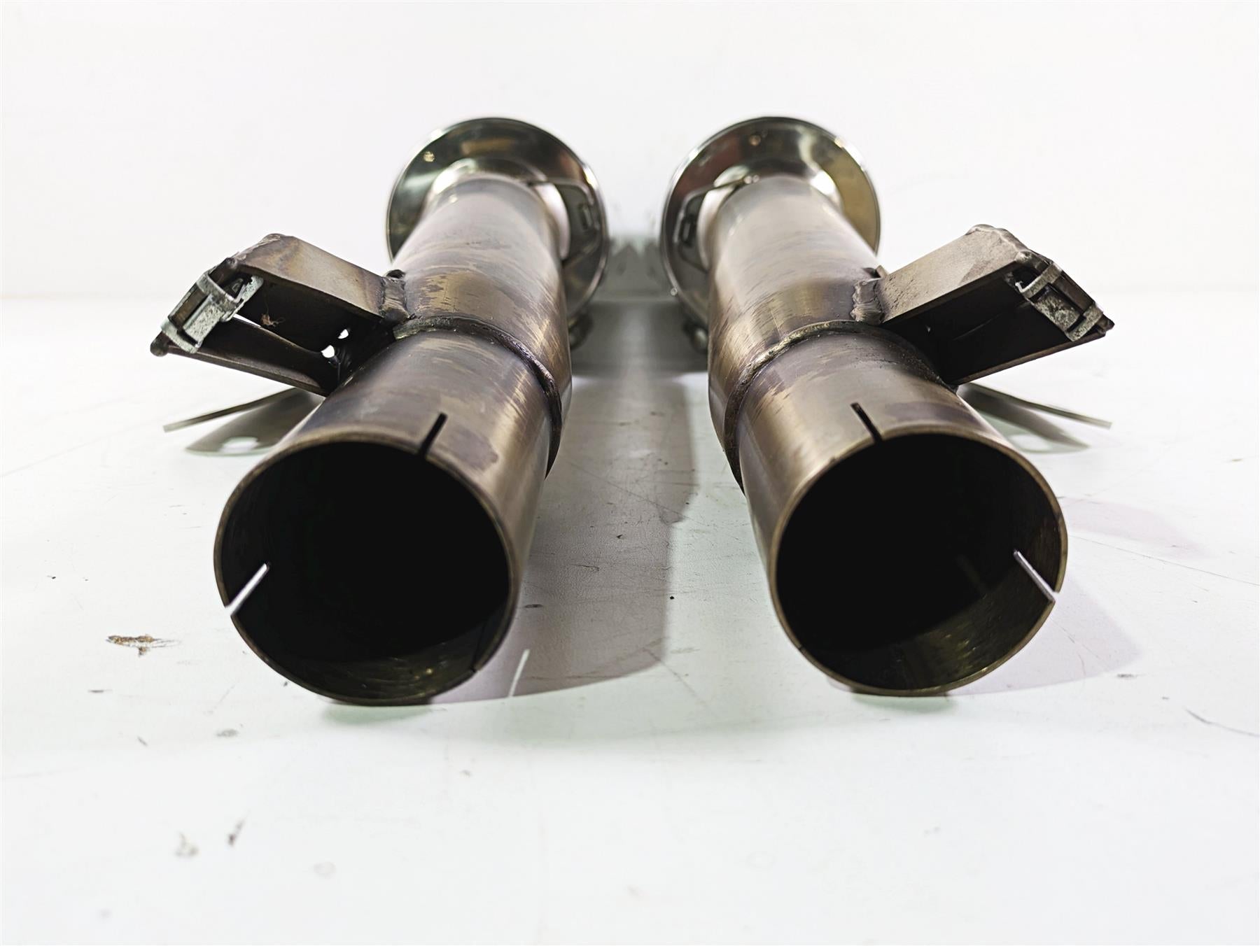 2014 Moto Guzzi California 1400 Touring Mistral Exhaust Muffler Set 300038522H {{ shop.shopifyCountryName }} - Mototech271