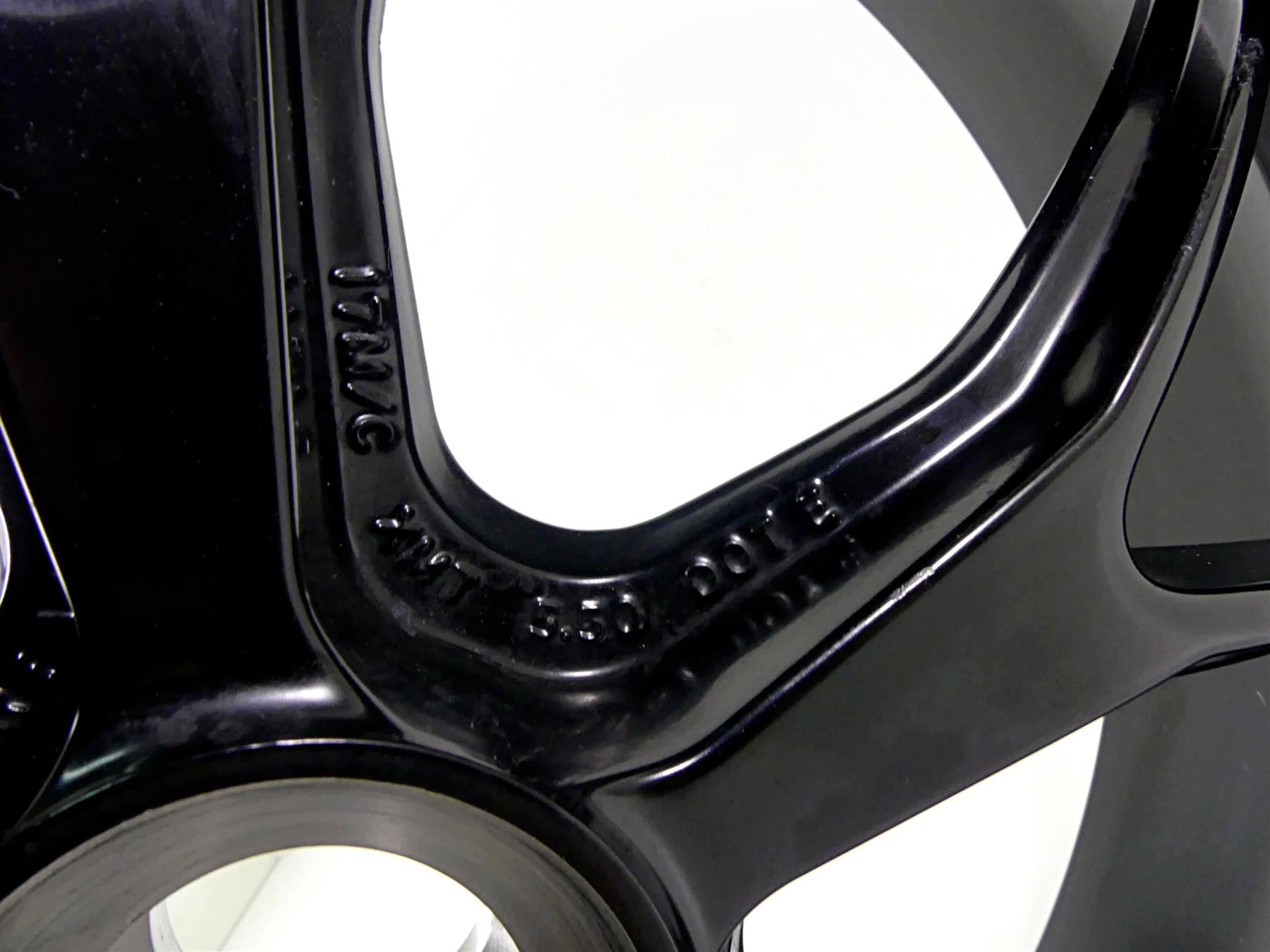 2012 Ducati Monster 1100 EVO Straight Rear Wheel Rim 17x5.5 -Read 50211451AT {{ shop.shopifyCountryName }} - Mototech271