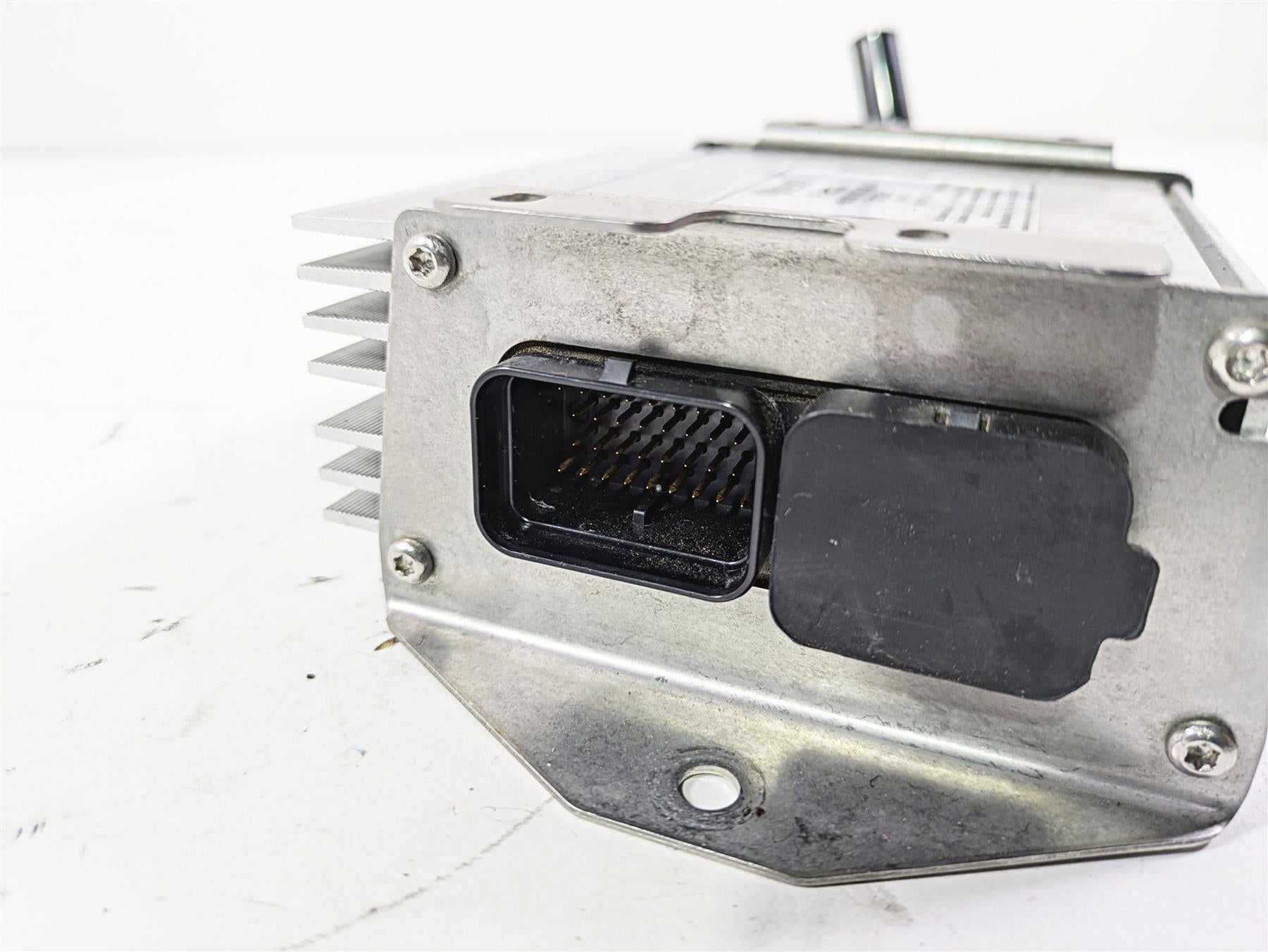 2012 Victory Cross Country Ntouch Amplifier Stereo Module 2411677 {{ shop.shopifyCountryName }} - Mototech271