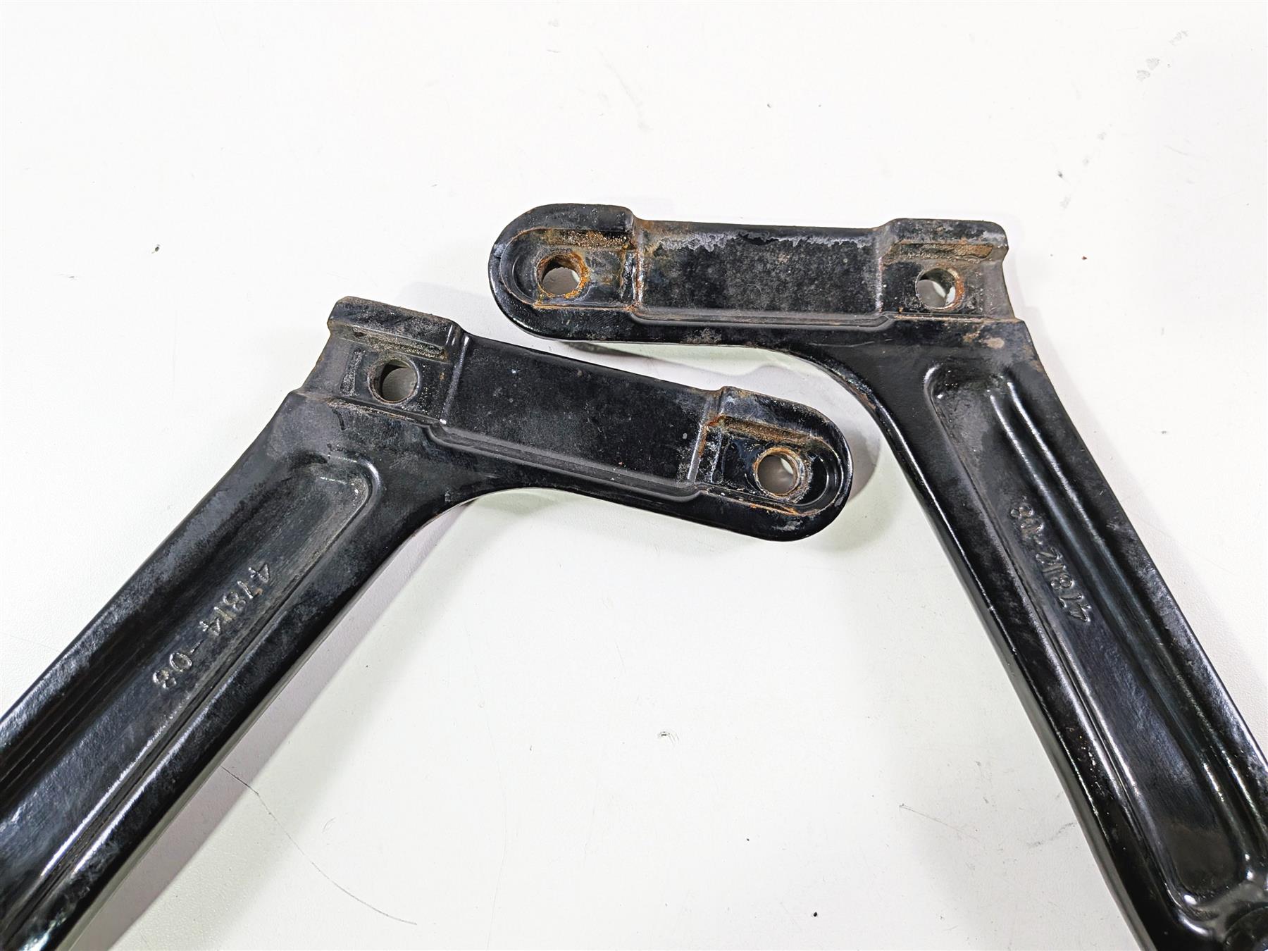 2012 Harley Softail FLSTF Fat Boy Rear Under Braces Frame Struts 47814-08 {{ shop.shopifyCountryName }} - Mototech271