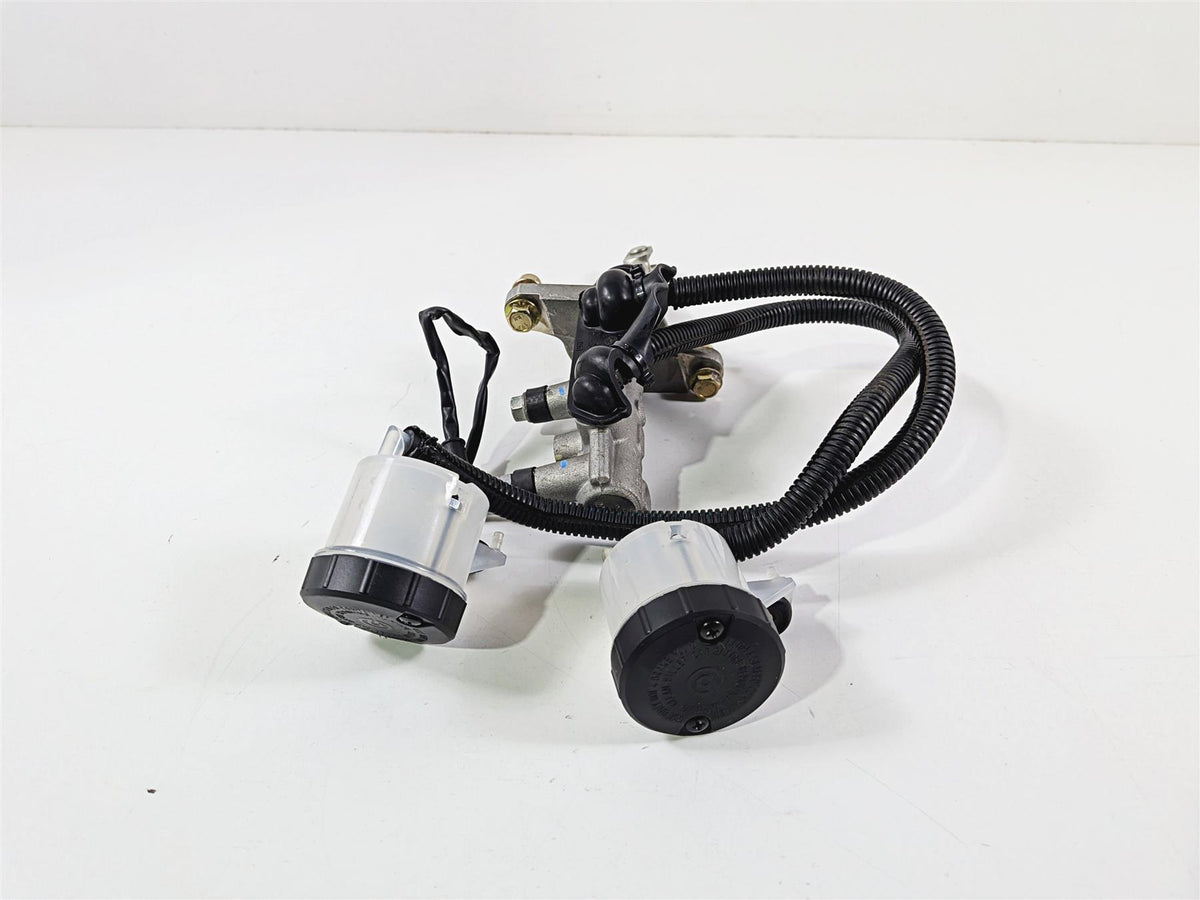 2022 Can Am Maverick X3 XRC Turbo RR 72" Brembo Brake Master Cylinder 705601803-Mototech271