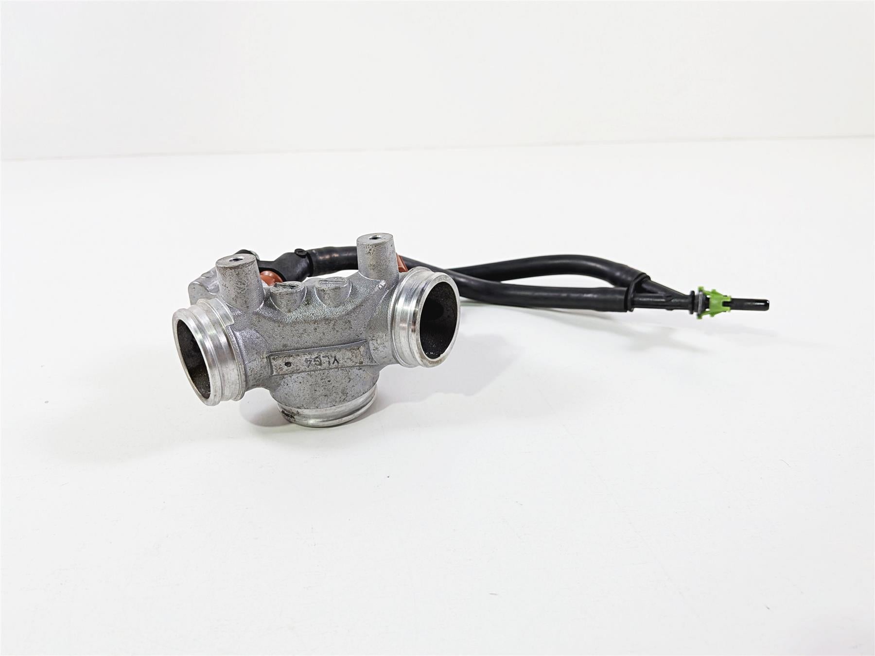 2010 Honda VT1300 CR Stateline Intake Manifold & Fuel Injectors 17111-MFR-670 {{ shop.shopifyCountryName }} - Mototech271