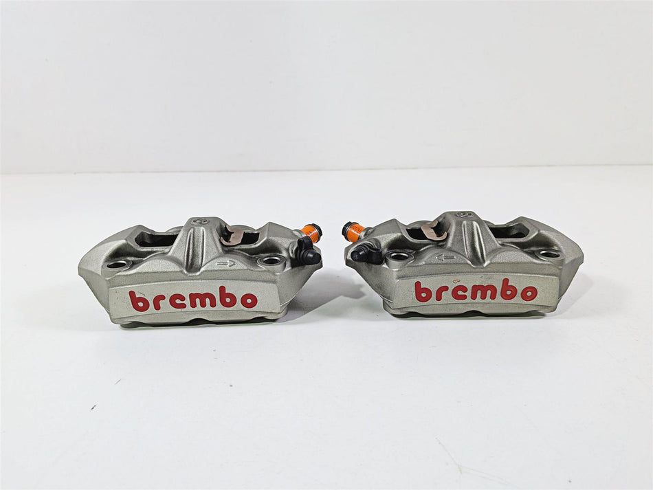 2019 Triumph Speed Triple RS 1050 Brembo Front Brake Caliper M4 100mm T2023540 {{ shop.shopifyCountryName }} - Mototech271