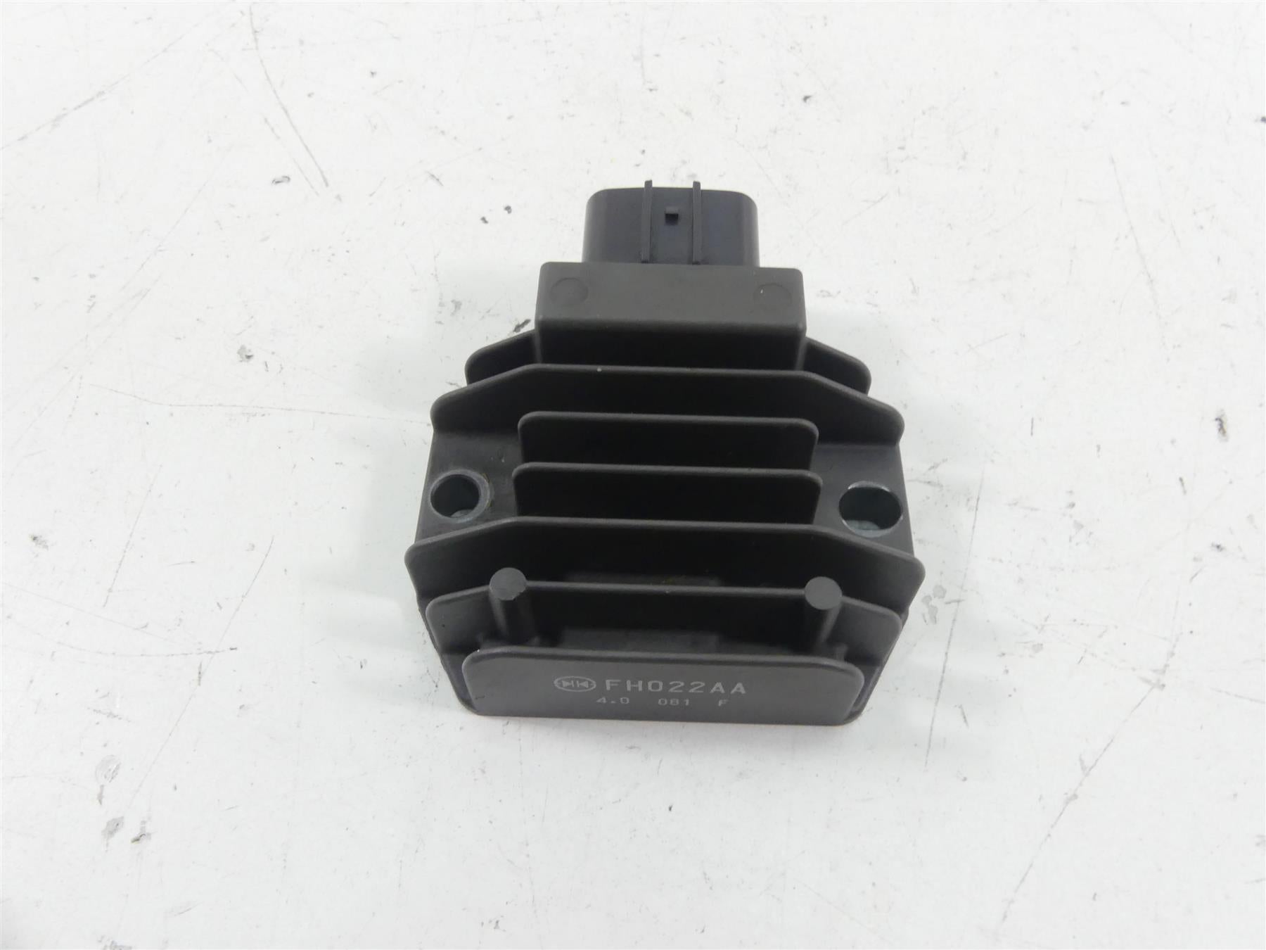 2015 KTM 1290R Super Duke Rectifier Voltage Regulator FH022AA 60311034000 {{ shop.shopifyCountryName }} - Mototech271