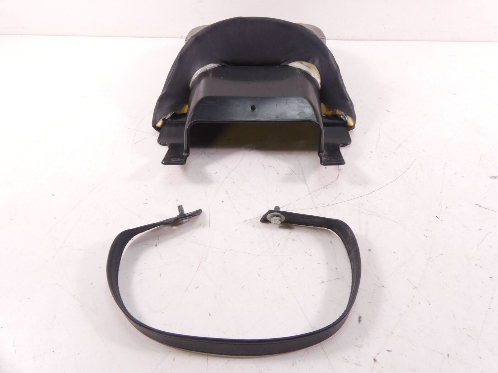 2009 Harley VRSCAW V-Rod Rear Passenger Seat Saddle - Nice 52387-07 {{ shop.shopifyCountryName }} - Mototech271