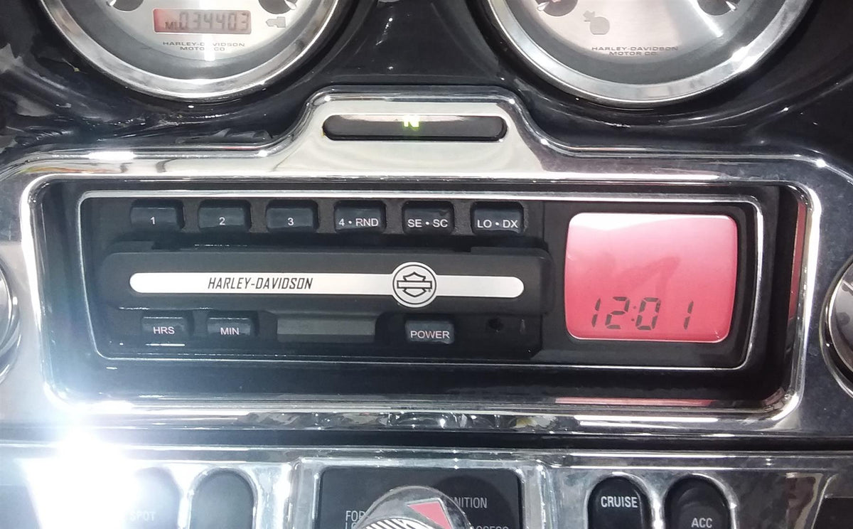 2004 Harley FLHTC SE CVO Electra Glide CD Player & Radio - Tested 76202-04 {{ shop.shopifyCountryName }} - Mototech271
