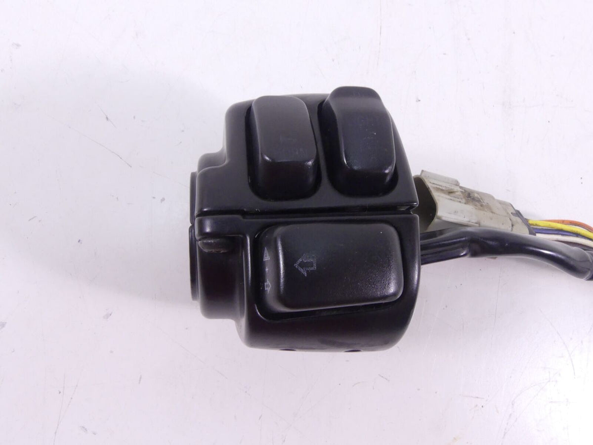 2009 Harley Sportster XR1200 Left Light Blinker Horn Control Switch 71682-06A {{ shop.shopifyCountryName }} - Mototech271