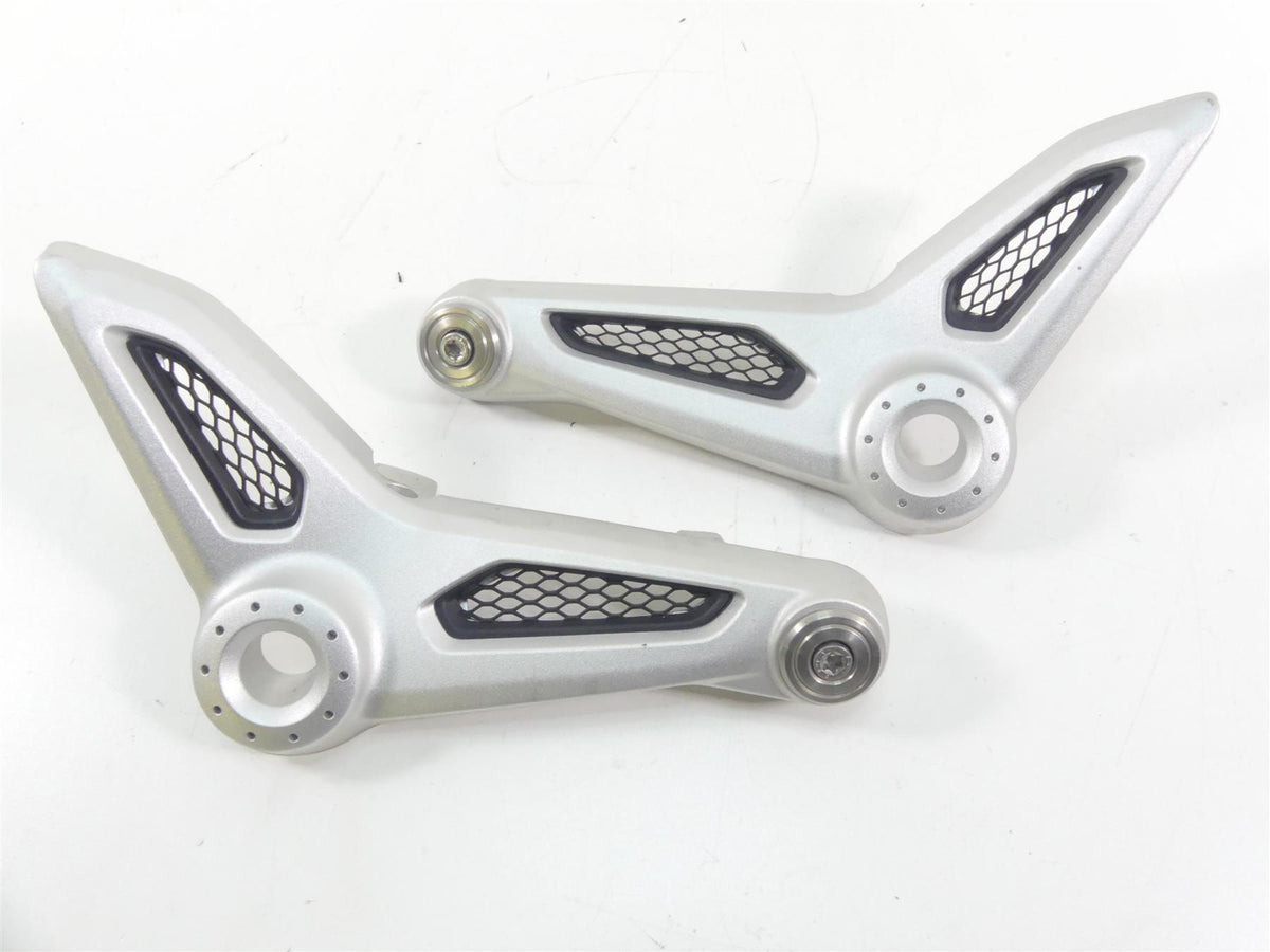 2017 BMW RnineT Racer K32 Front Rider Seat Support Brackets Set 46638531189 {{ shop.shopifyCountryName }} - Mototech271