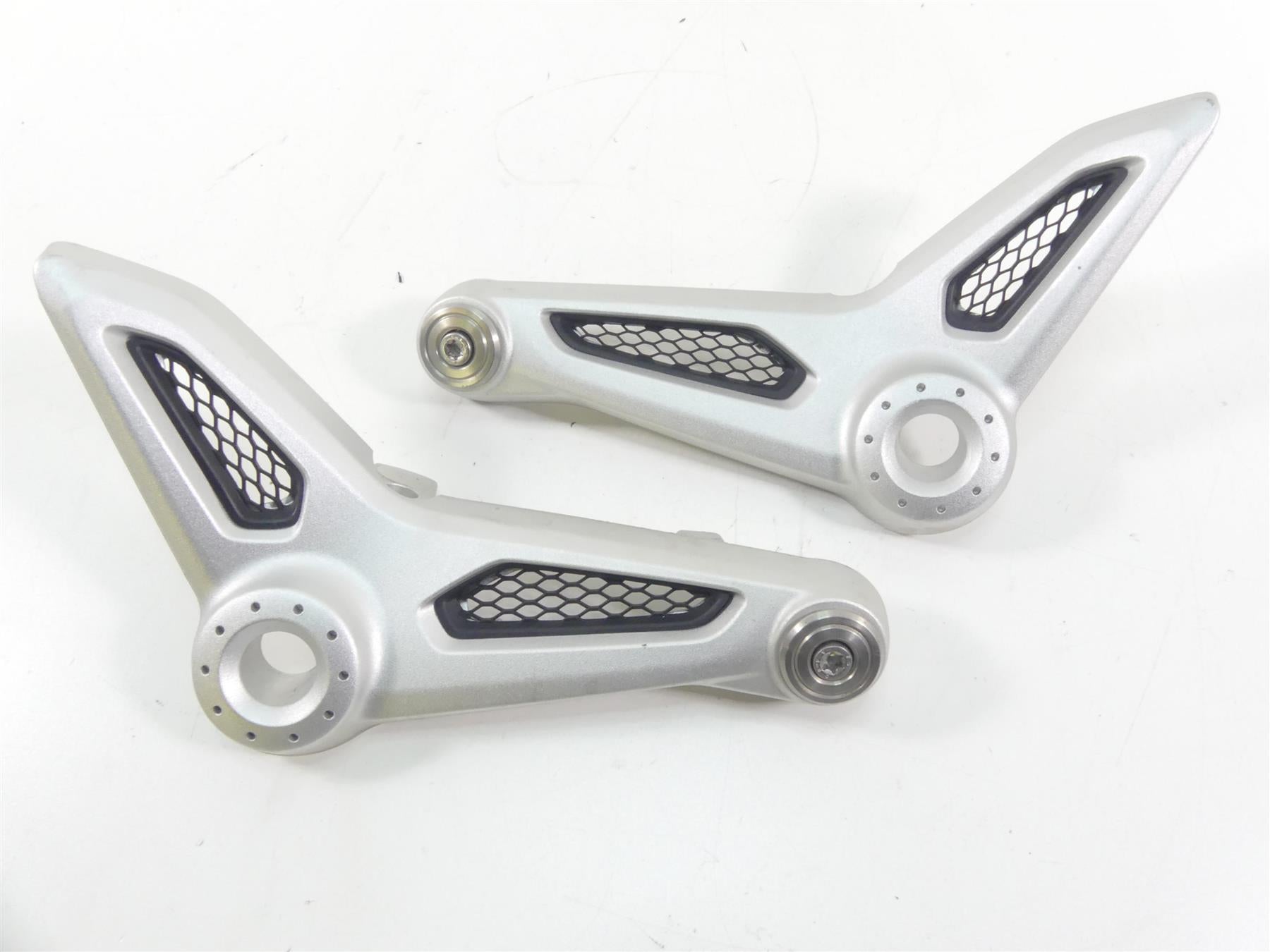 2017 BMW RnineT Racer K32 Front Rider Seat Support Brackets Set 46638531189 {{ shop.shopifyCountryName }} - Mototech271