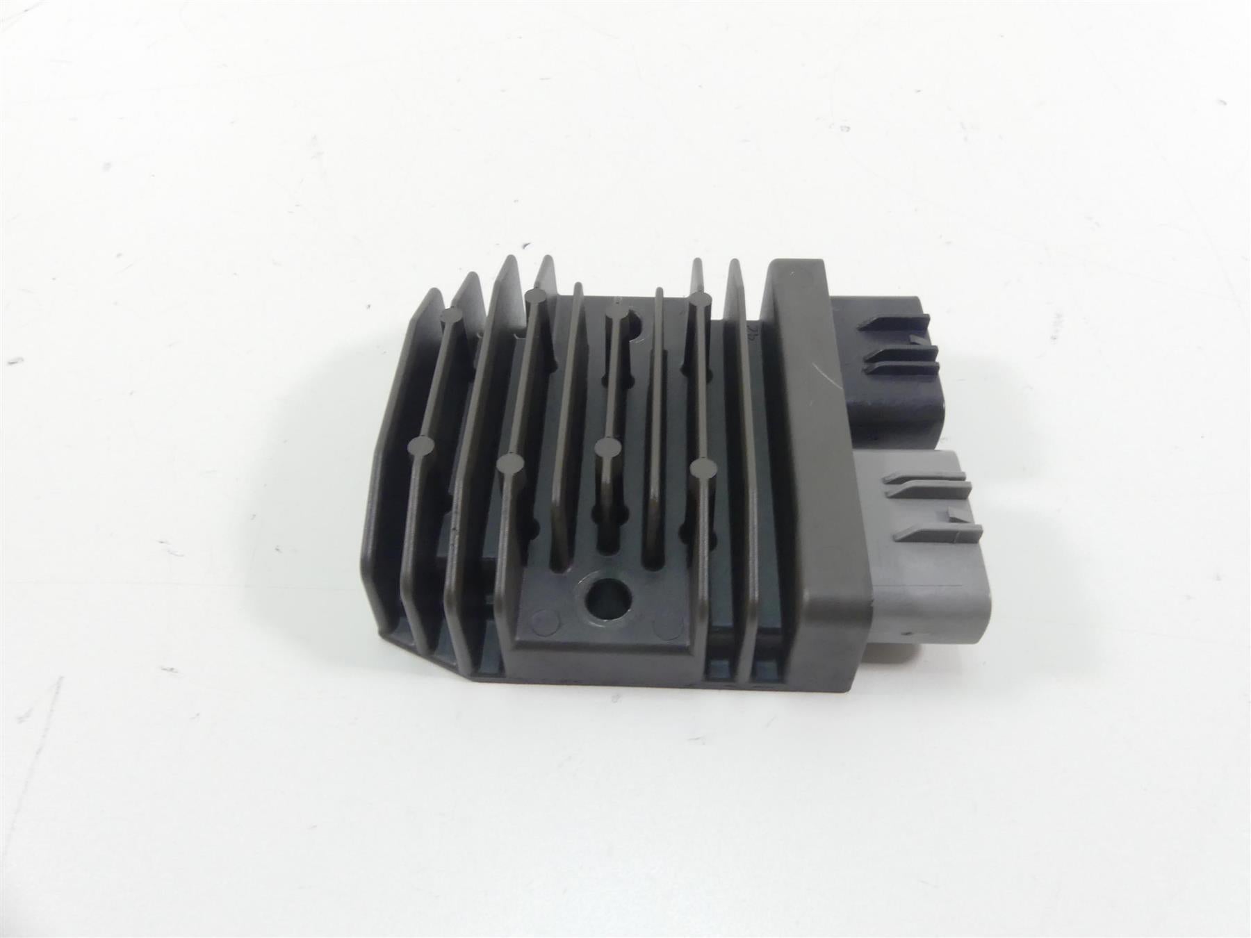 2016 BMW S1000XR K49 Rectifier Voltage Regulator 12317718422 FH020CA {{ shop.shopifyCountryName }} - Mototech271