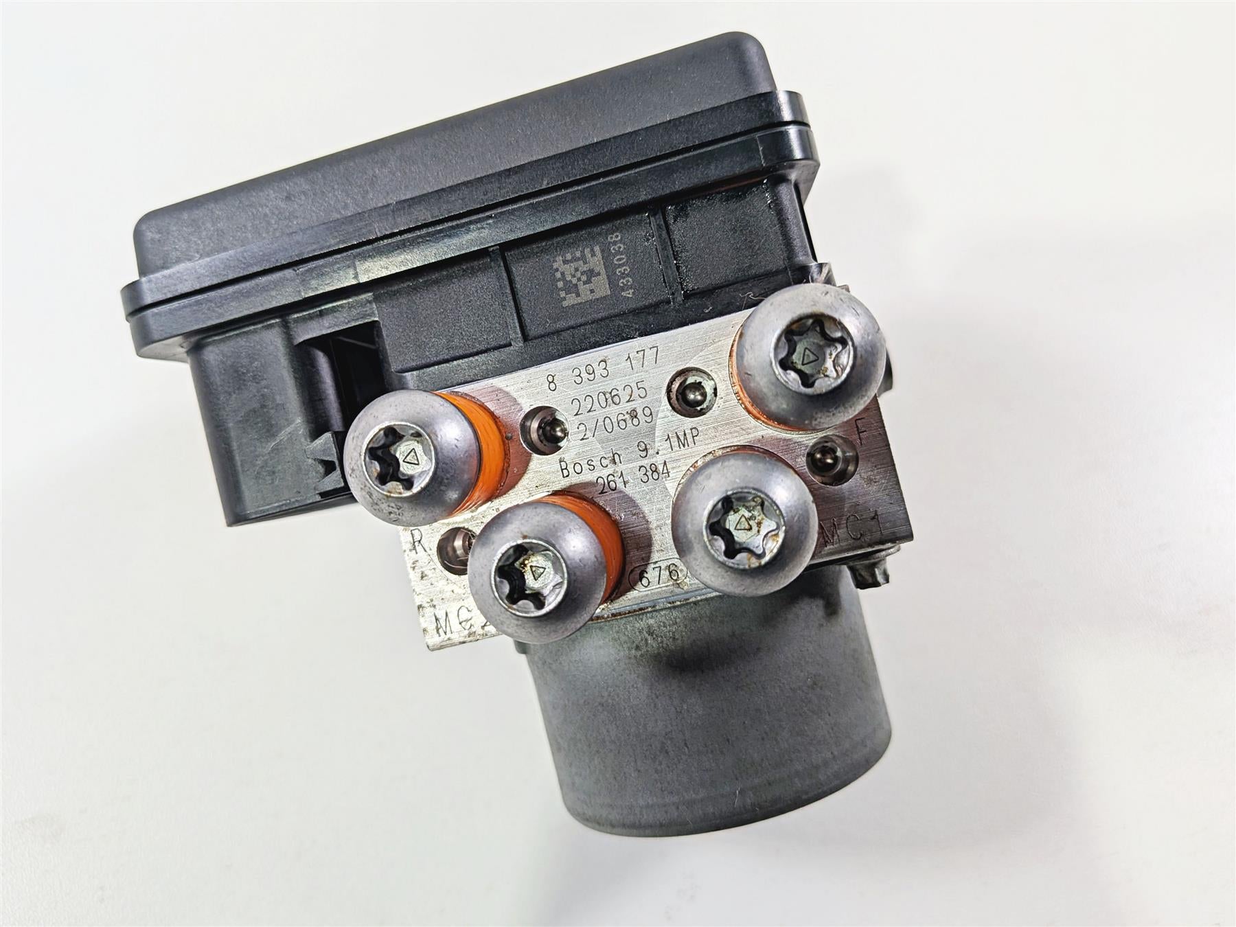 2023 BMW R nineT Scrambler K23 Abs Brake Pump Control Module 34518393178 {{ shop.shopifyCountryName }} - Mototech271