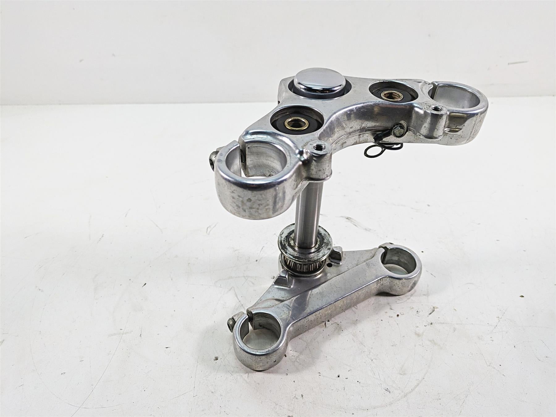 2005 Harley Dyna FXDL Low Rider Upper & Lower Triple Tree Set 39mm 45739-87 {{ shop.shopifyCountryName }} - Mototech271