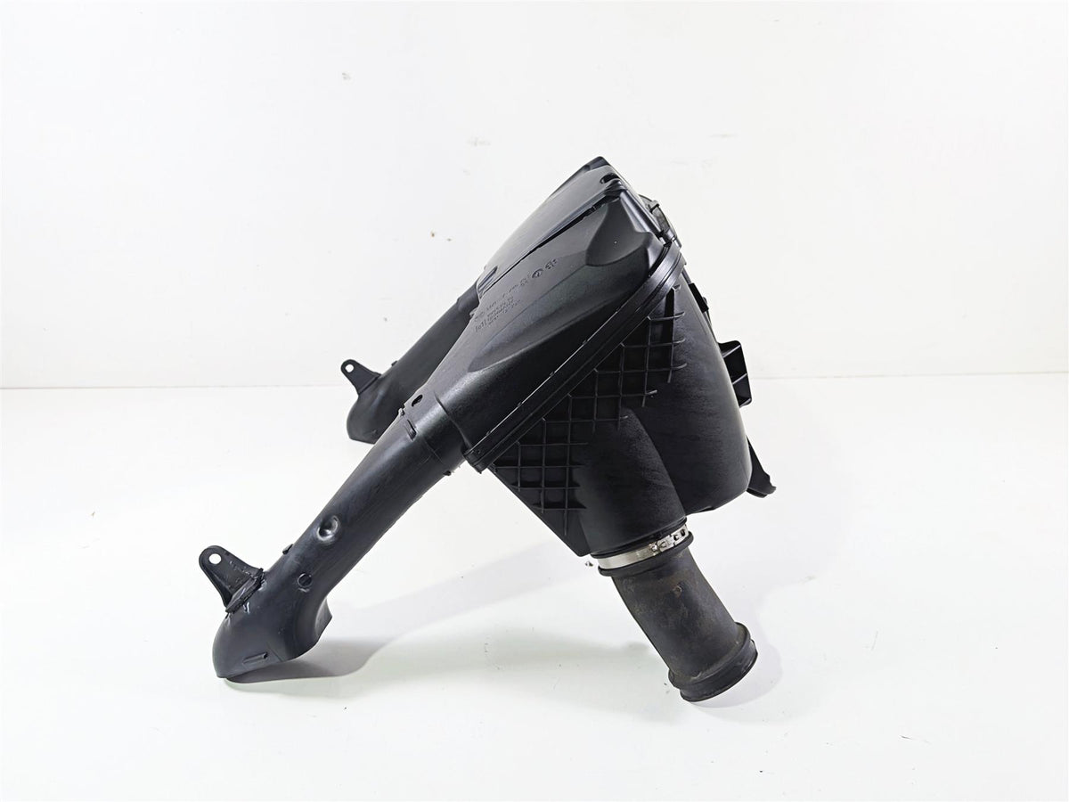 2016 BMW R1200RT RT RTW K52 Air Box Cleaner Breather Inlet Tube Duct 13717726792 {{ shop.shopifyCountryName }} - Mototech271