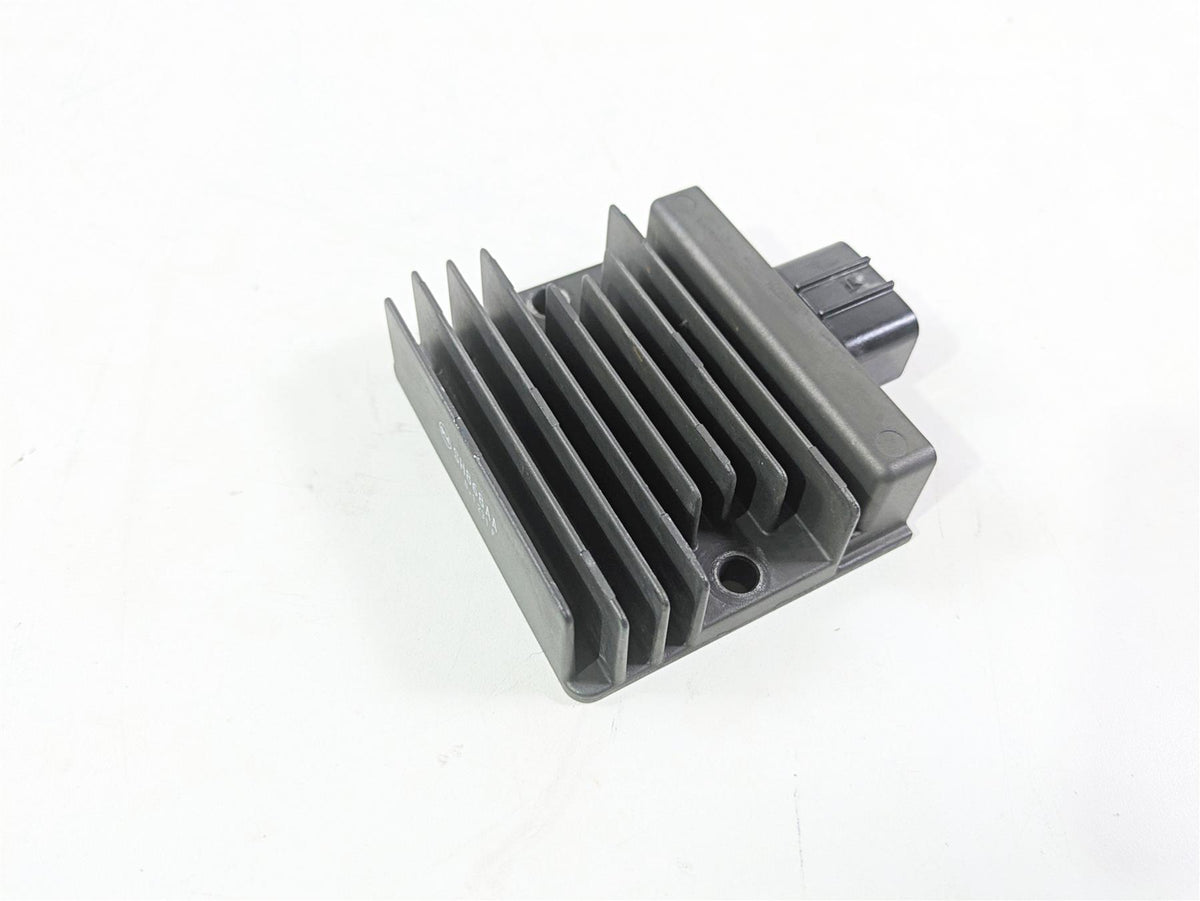 2020 Kawasaki ZX6R ZX636 Ninja Rectifier Voltage Regulator 21066-0756 SH868AA {{ shop.shopifyCountryName }} - Mototech271