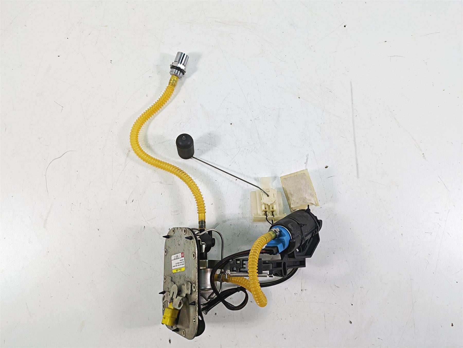 2006 Harley Softail FXSTSI Springer Fuel Gas Petrol Pump -Tested 75132-06 {{ shop.shopifyCountryName }} - Mototech271
