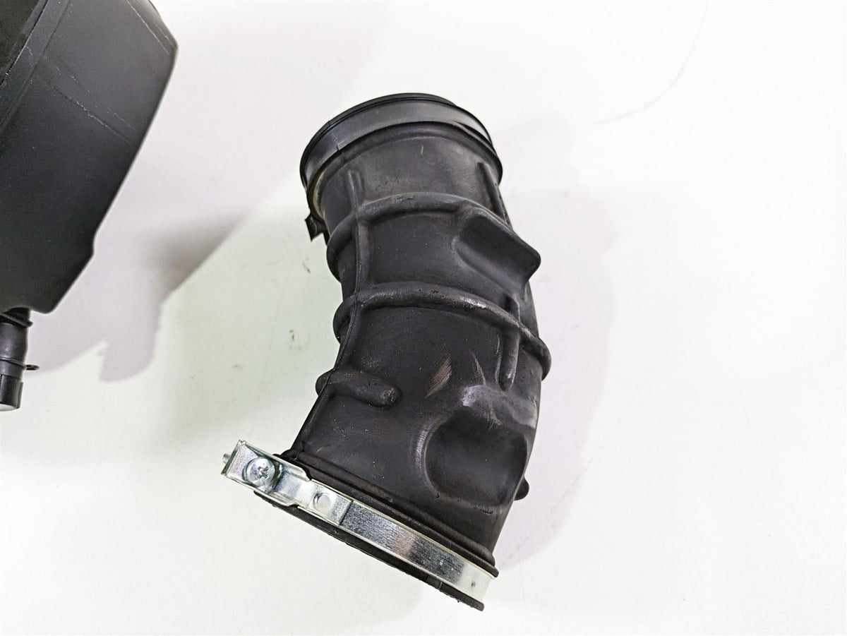2016 Suzuki M109R VZR1800 Boulevard Right Air Cleaner Filter 13701-48G40 {{ shop.shopifyCountryName }} - Mototech271