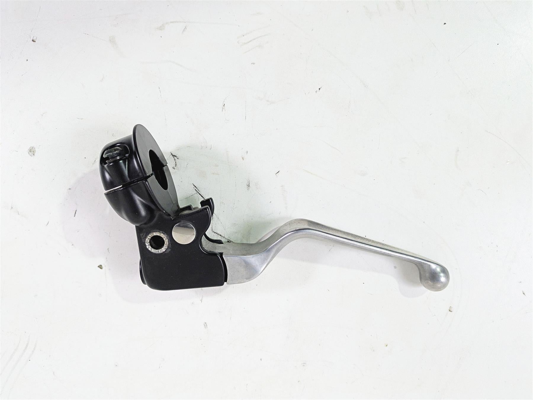 2015 Harley FXDF Dyna Fat Bob Clutch Perch & Lever 38608-96 45015-96 {{ shop.shopifyCountryName }} - Mototech271