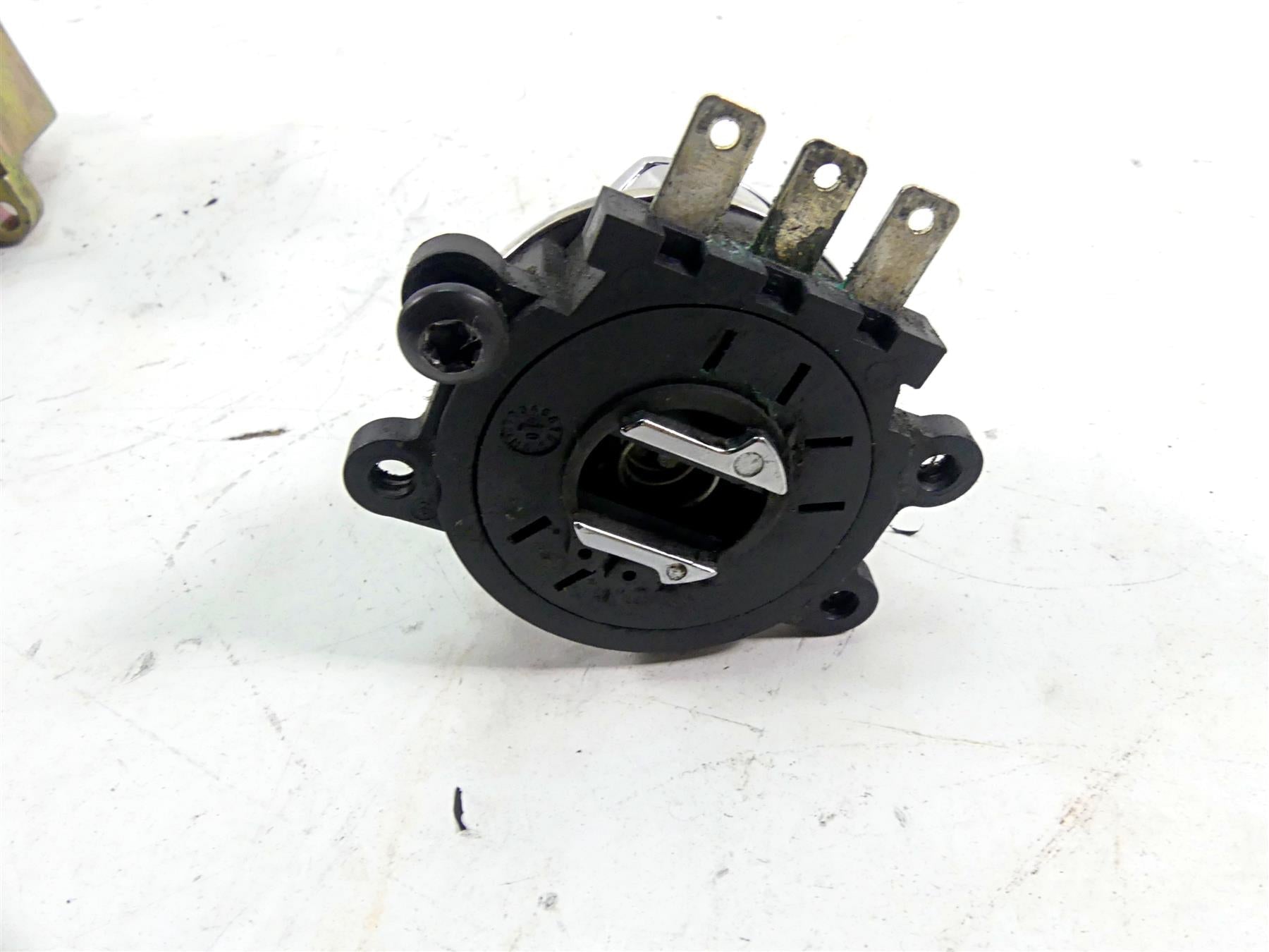 2010 Harley Touring FLHRC Road King Ignition Switch Steering Lock -Vin 71313-96A {{ shop.shopifyCountryName }} - Mototech271