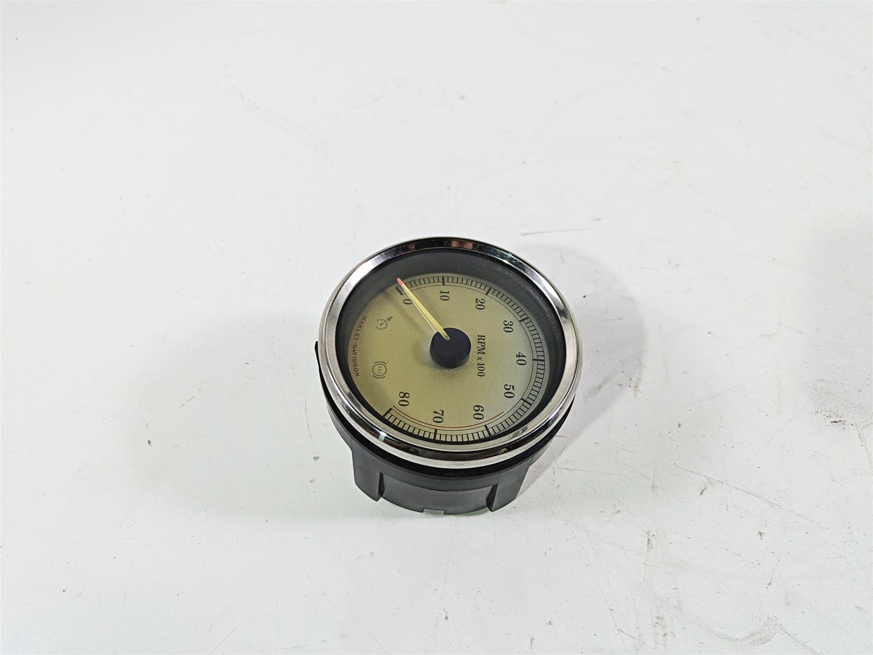 2010 Harley Touring FLHX Street Glide Tachometer Tacho Meter Gauge 67459-04C {{ shop.shopifyCountryName }} - Mototech271