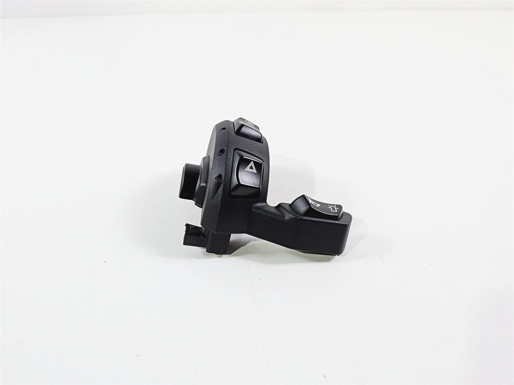 2023 BMW R1250RT RTP K52 Right Auxiliary Hand Control Switch 8394482 61318394482 {{ shop.shopifyCountryName }} - Mototech271