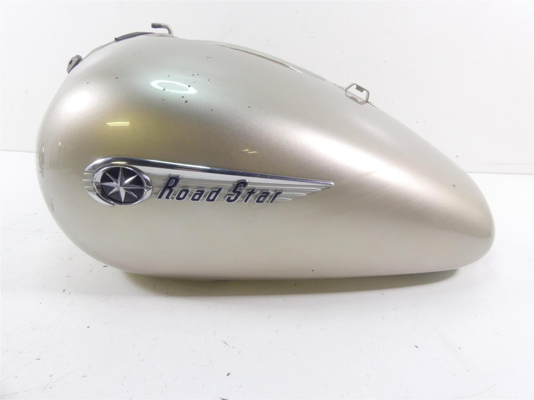 2001 Yamaha XV1600 Road Star Fuel Gas Petrol Tank Reservoir - Dent 4WM-Y2410-31 | Mototech271