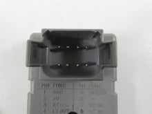 Load image into Gallery viewer, 1999 Harley Dyna FXDL Low Rider Tsm Turn Signal Flasher Module 68540-96 | Mototech271
