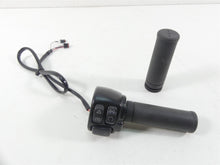 Load image into Gallery viewer, 2019 Harley FLHC Softail Heritage Right Hand Start Stop Control Switch 71500462 | Mototech271
