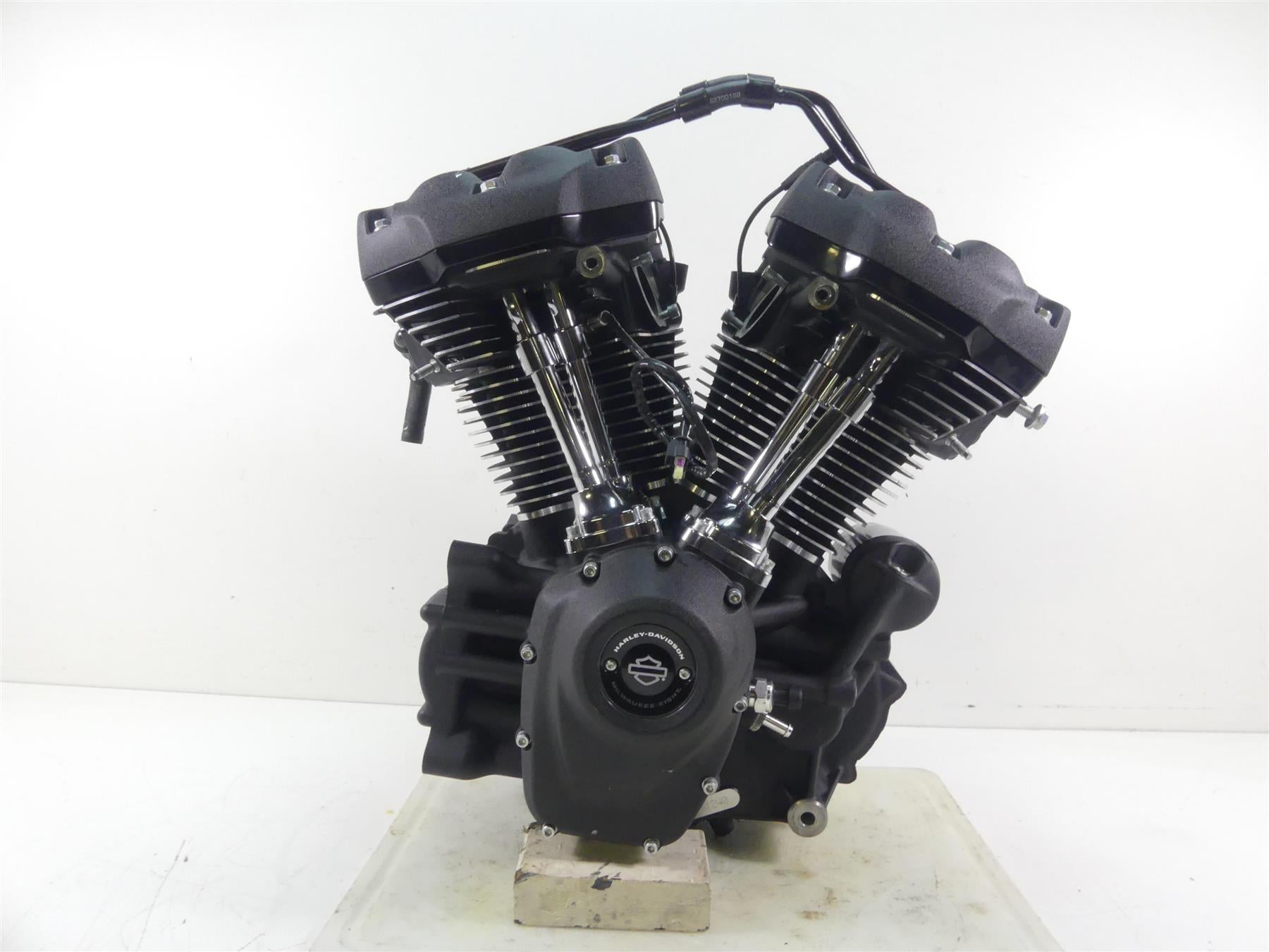 2021 Harley Softail FXBBS 114 Street Bob Engine Milwaukee 8 114ci 758mi  16200657