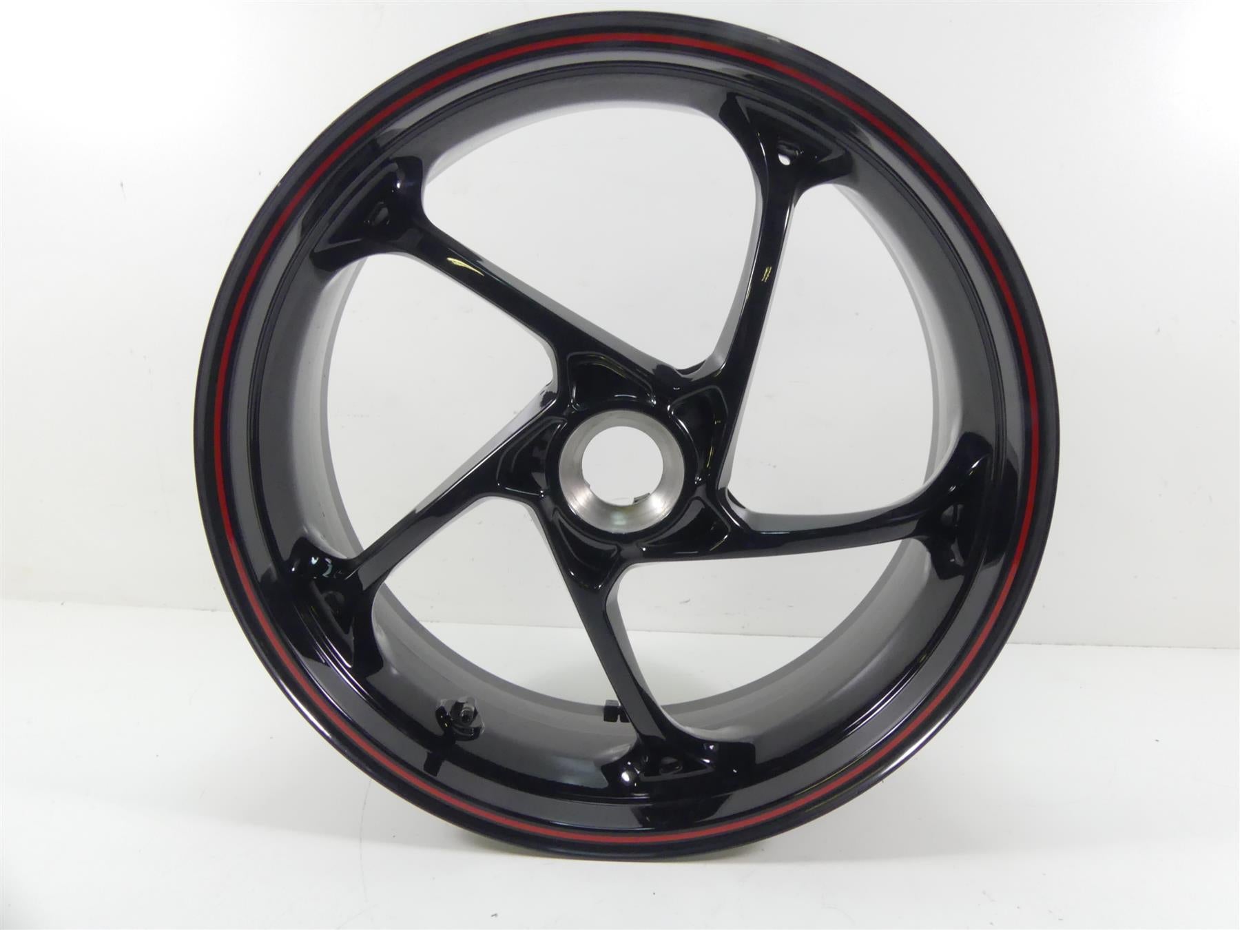 2020 Triumph Speed Triple RS 1050 Straight Rear 17x6 Wheel Rim T2010574 | Mototech271