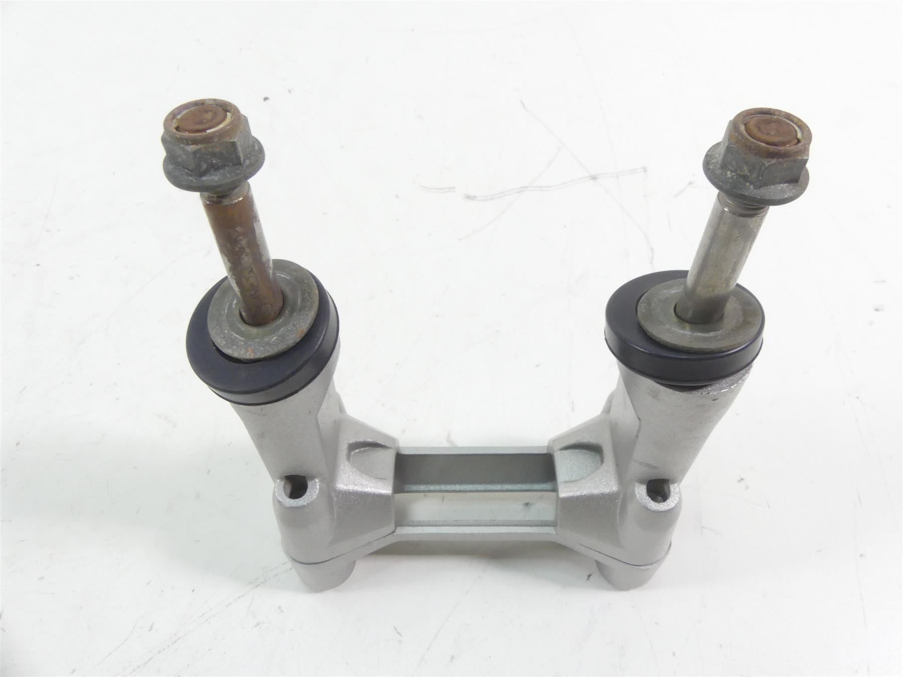 2007 Yamaha FZ1 Fazer Handlebar Riser Holder Clamp Mount Set 2D1-23441-00-00 {{ shop.shopifyCountryName }} - Mototech271