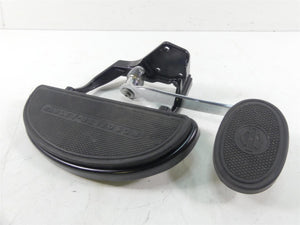 2016 Harley FLS Softail Slim Right Front Floorboard & Brake Pedal 42431-11 BP | Mototech271