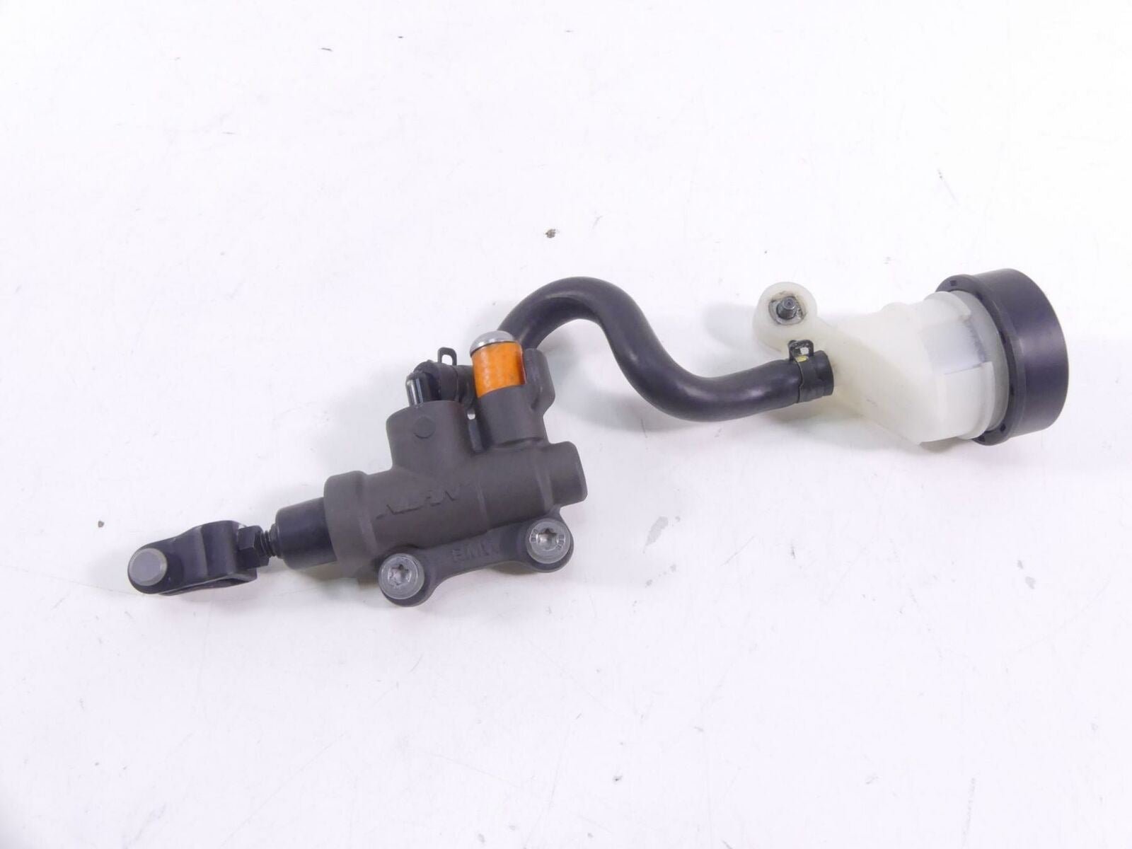 2017 BMW R1200RT RTW K52 Rear Brake Master Cylinder 1/2