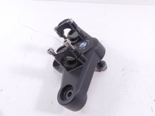 Load image into Gallery viewer, 2005 BMW R1200GS K25 Upper Triple Tree Steering Clamp + Riser Set 31427664929 | Mototech271
