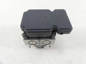 2014 Harley Touring FLHXS Street Glide Sp Abs Brake Pump Module 41100013A | Mototech271