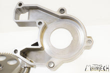 Load image into Gallery viewer, 2015 BMW R nineT nine T K21 Oil Pump Assembly 11317710843 | Mototech271
