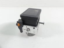 Load image into Gallery viewer, 2020 Triumph Speed Triple RS 1050 Abs Brake Pump Module T2029204 | Mototech271
