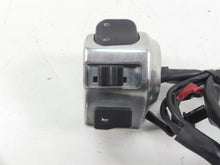 Load image into Gallery viewer, 2006 Yamaha Roadliner XV1900 Left Hand Blinker Control Switch 1D7-83972-10-00 | Mototech271
