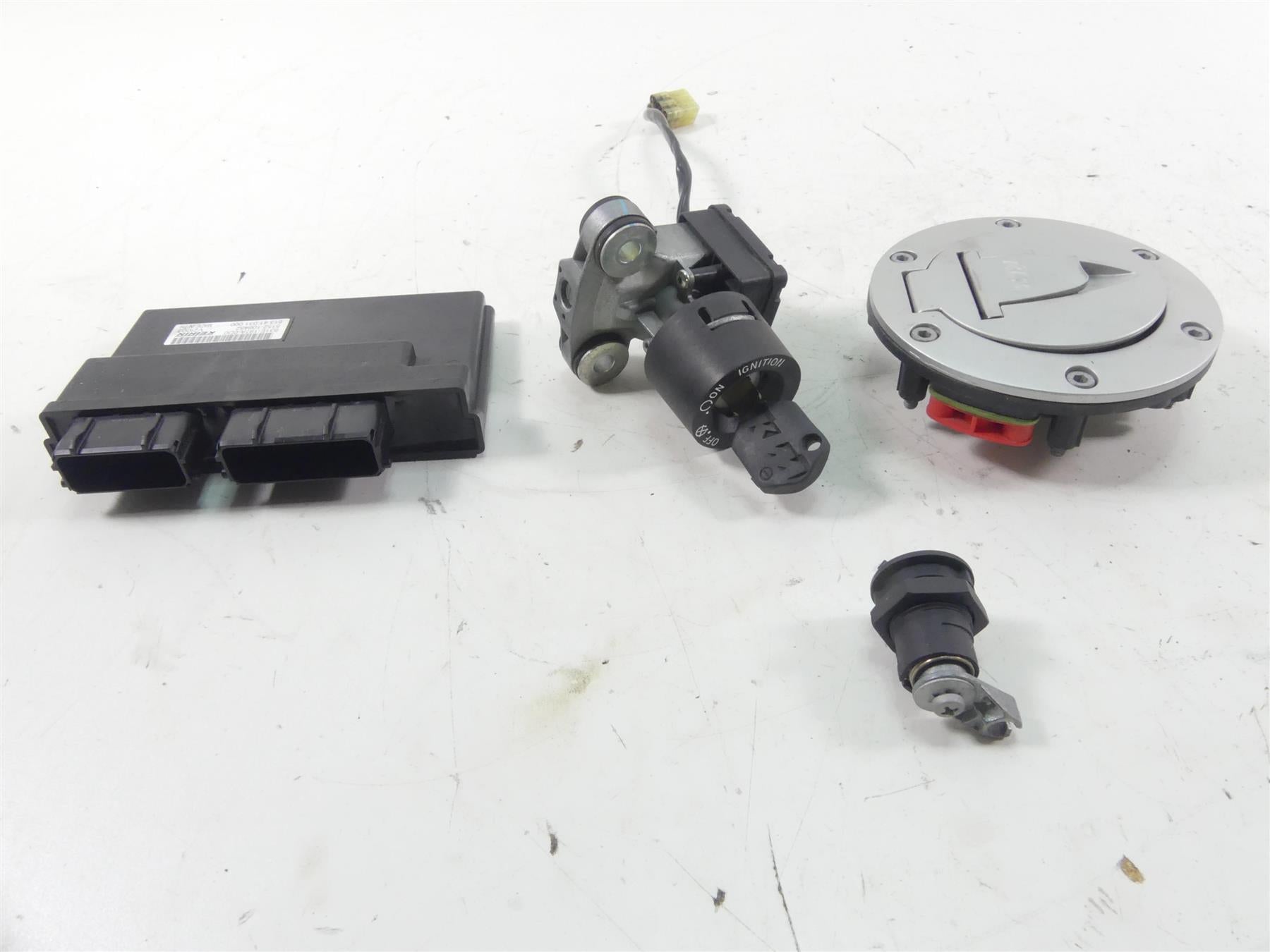 2015 KTM 1290R Super Duke Cdi Ecu Ecm Ignition Switch Key Lock Set 61341031000 | Mototech271